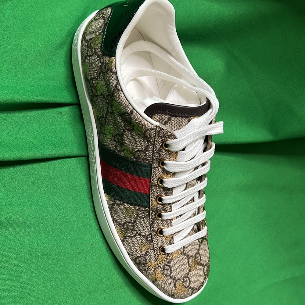 Gucci shoe